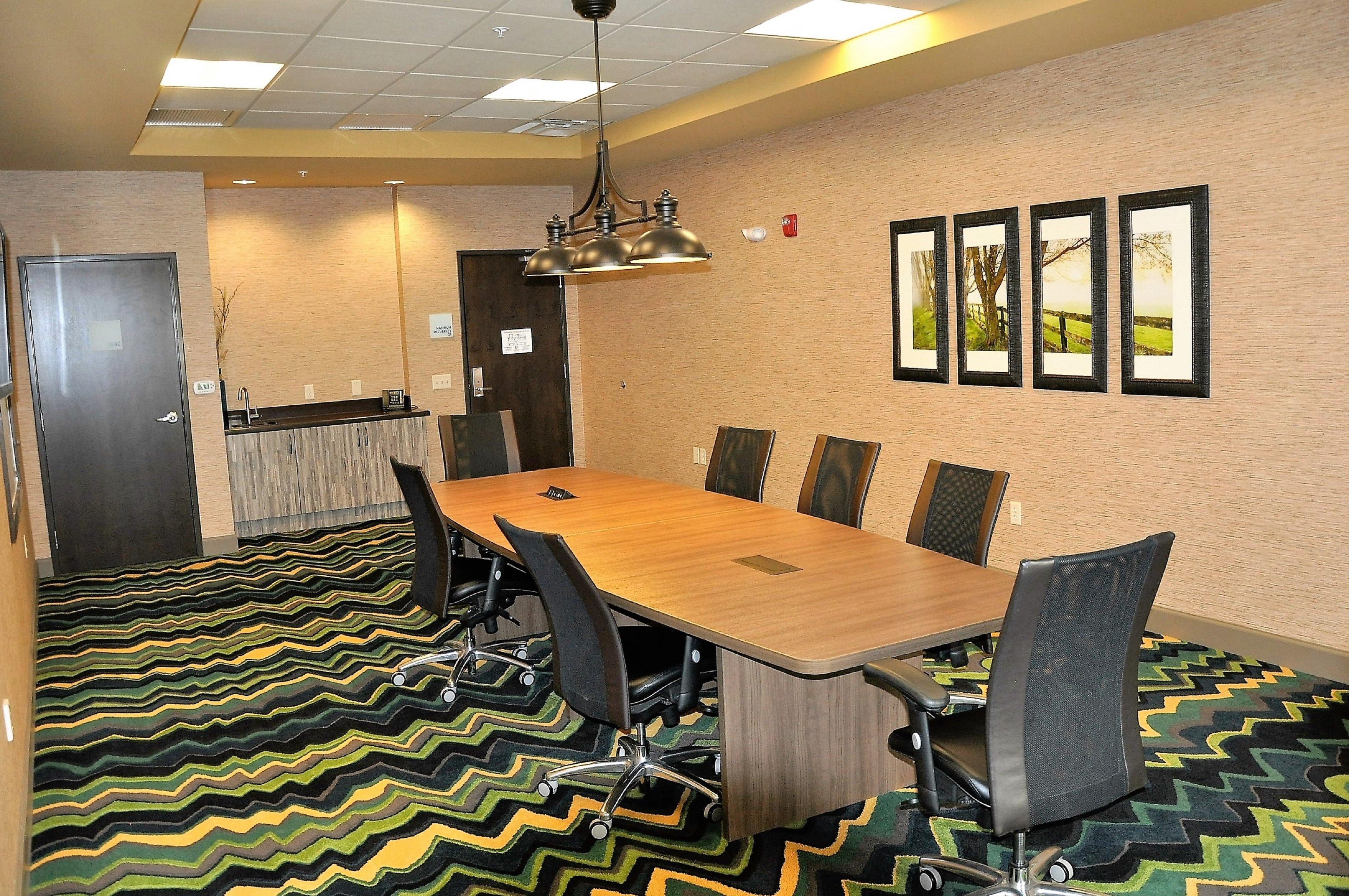 Holiday Inn Express & Suites Perry-National Fairground Area By Ihg Eksteriør billede