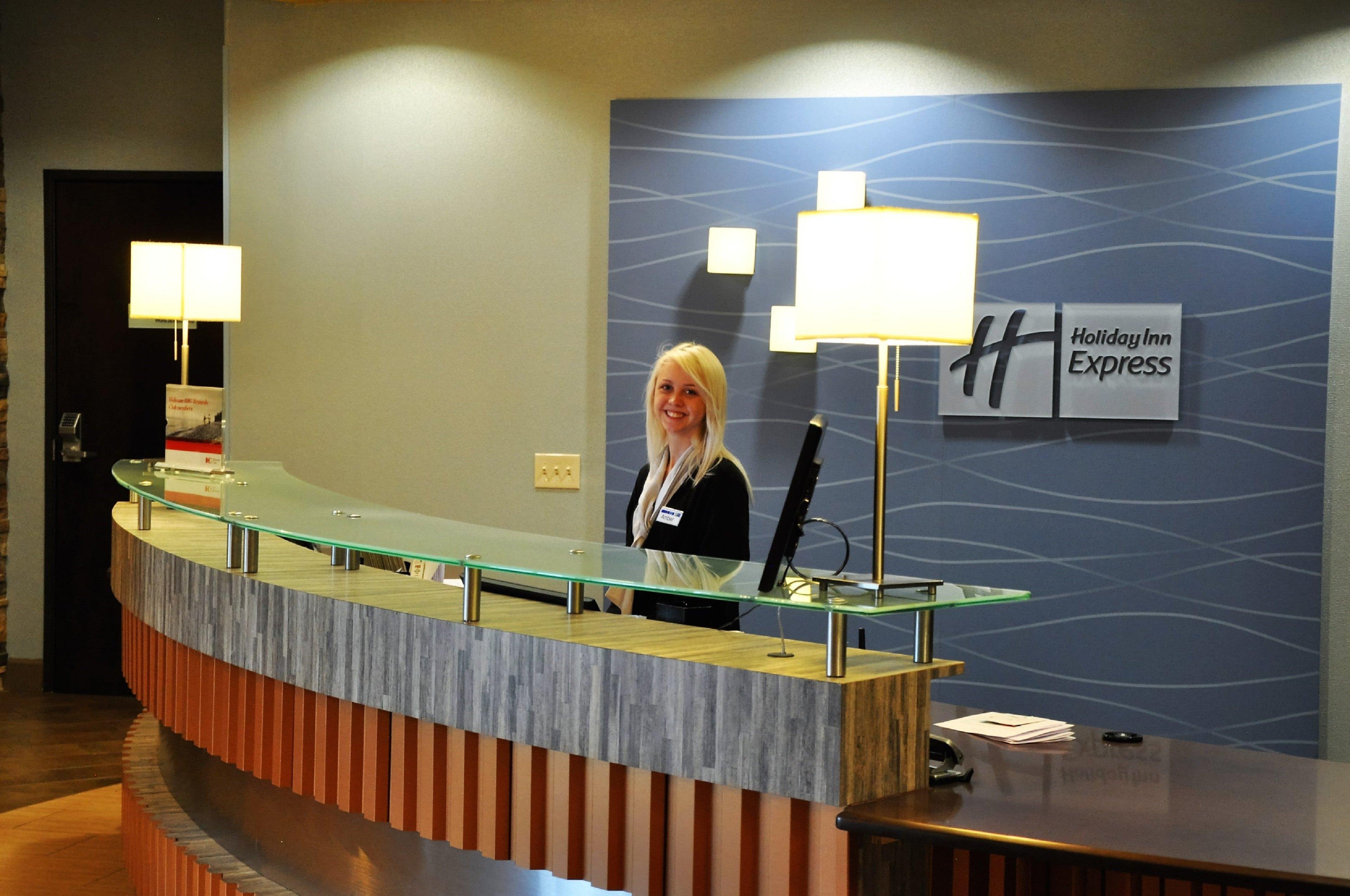 Holiday Inn Express & Suites Perry-National Fairground Area By Ihg Eksteriør billede
