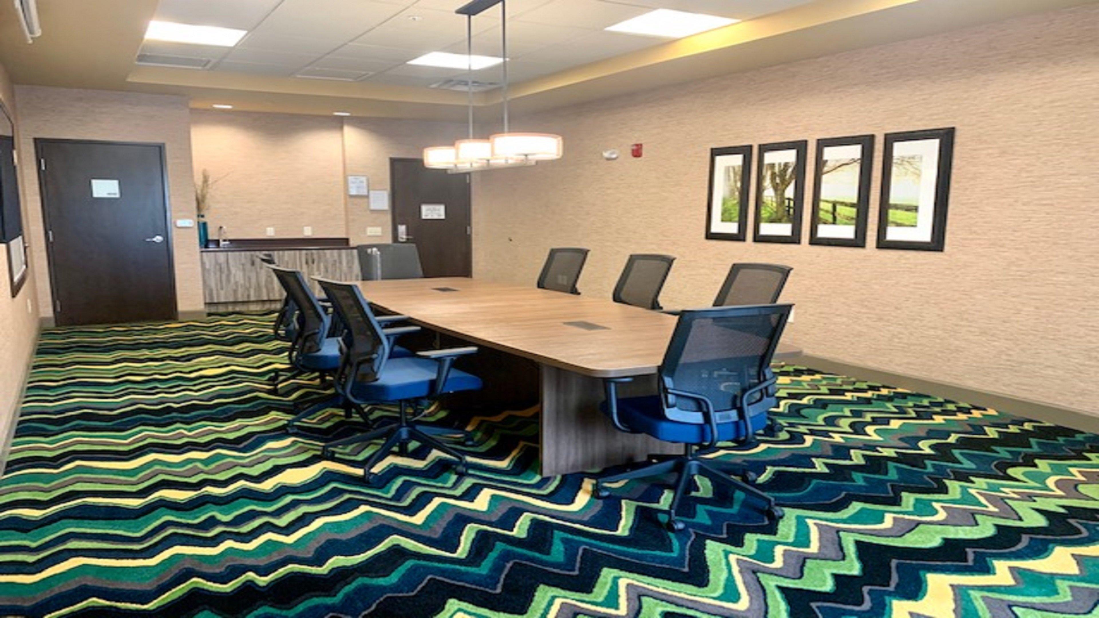 Holiday Inn Express & Suites Perry-National Fairground Area By Ihg Eksteriør billede
