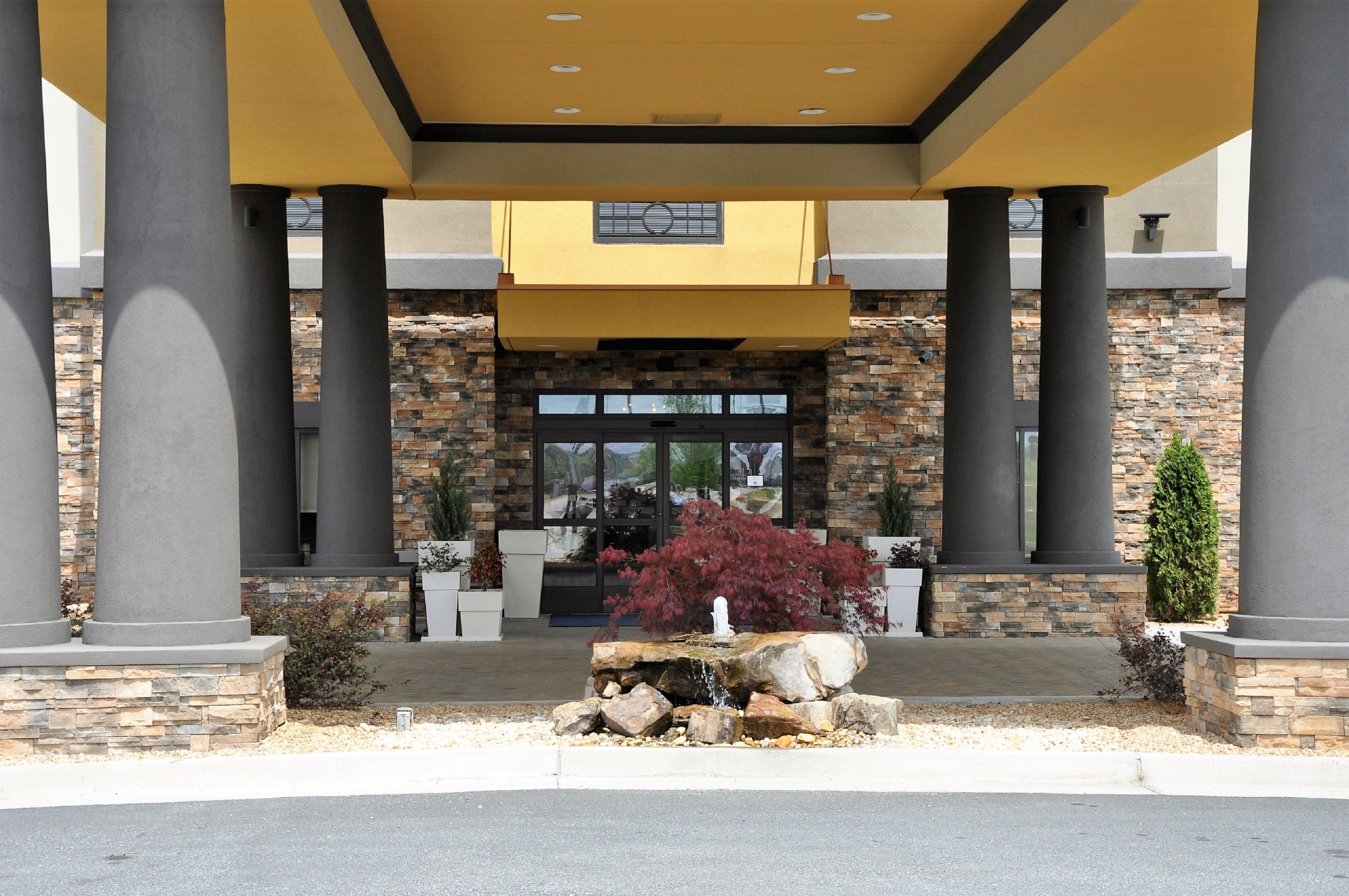 Holiday Inn Express & Suites Perry-National Fairground Area By Ihg Eksteriør billede