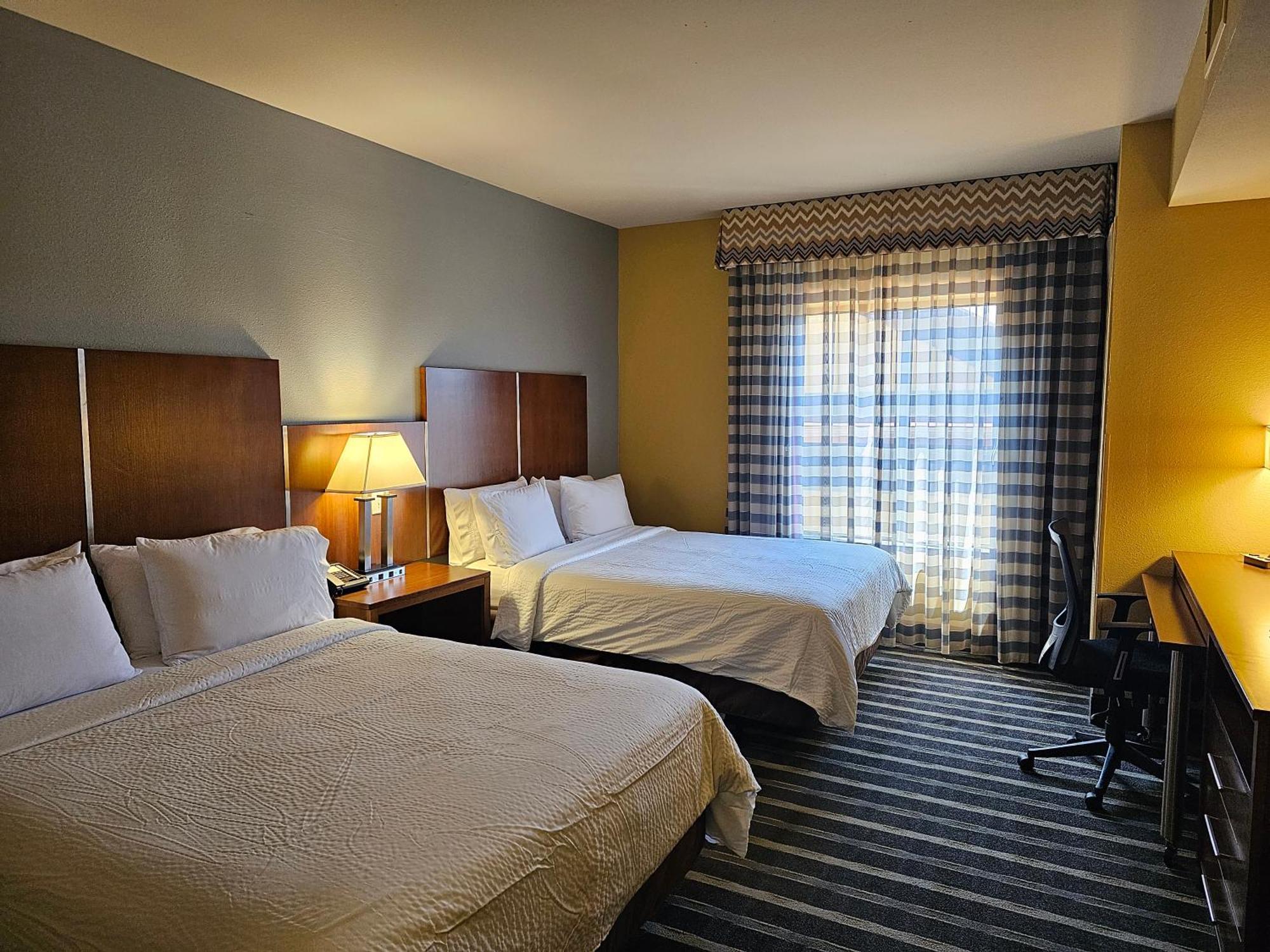 Holiday Inn Express & Suites Perry-National Fairground Area By Ihg Eksteriør billede