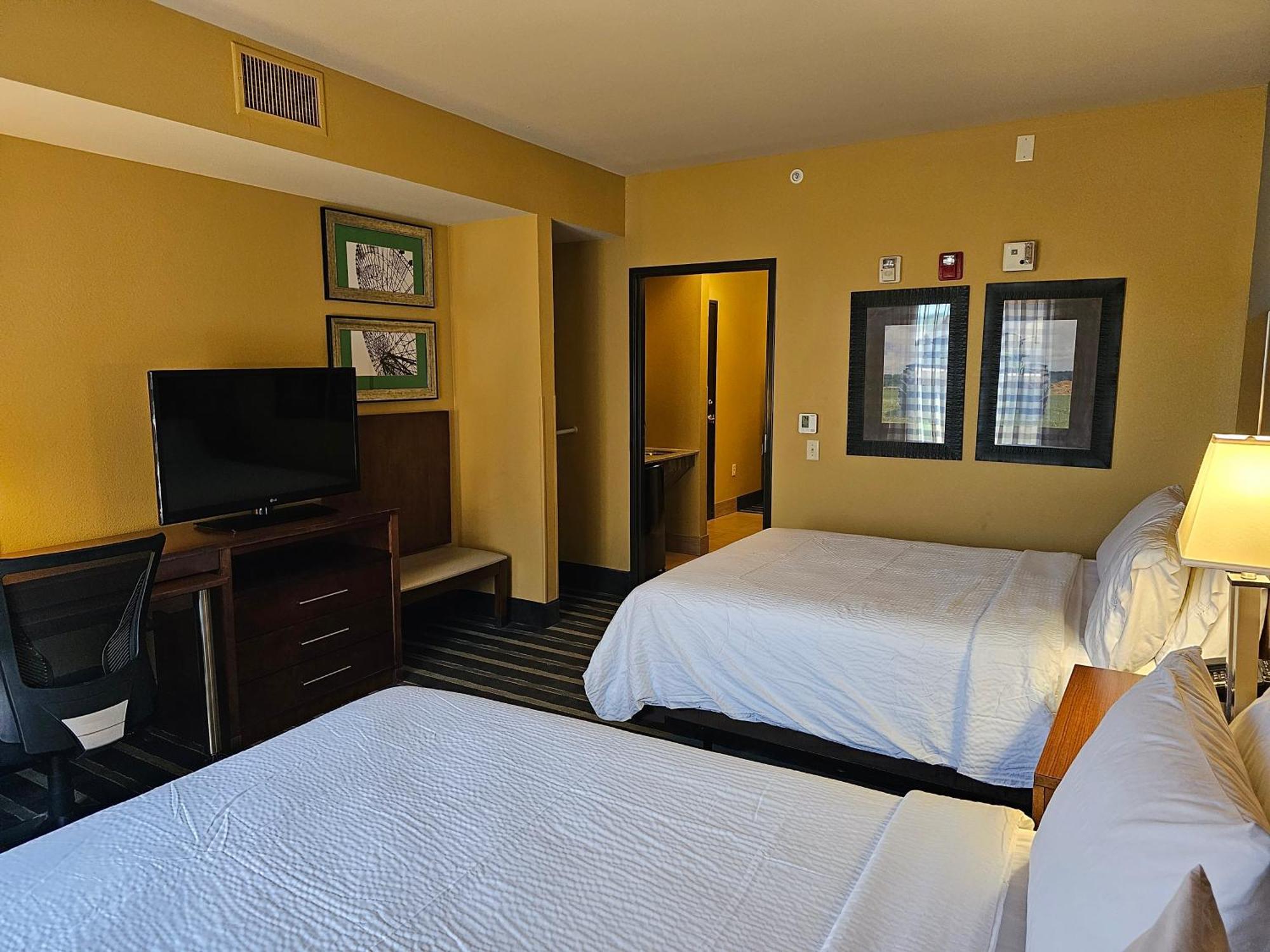 Holiday Inn Express & Suites Perry-National Fairground Area By Ihg Eksteriør billede