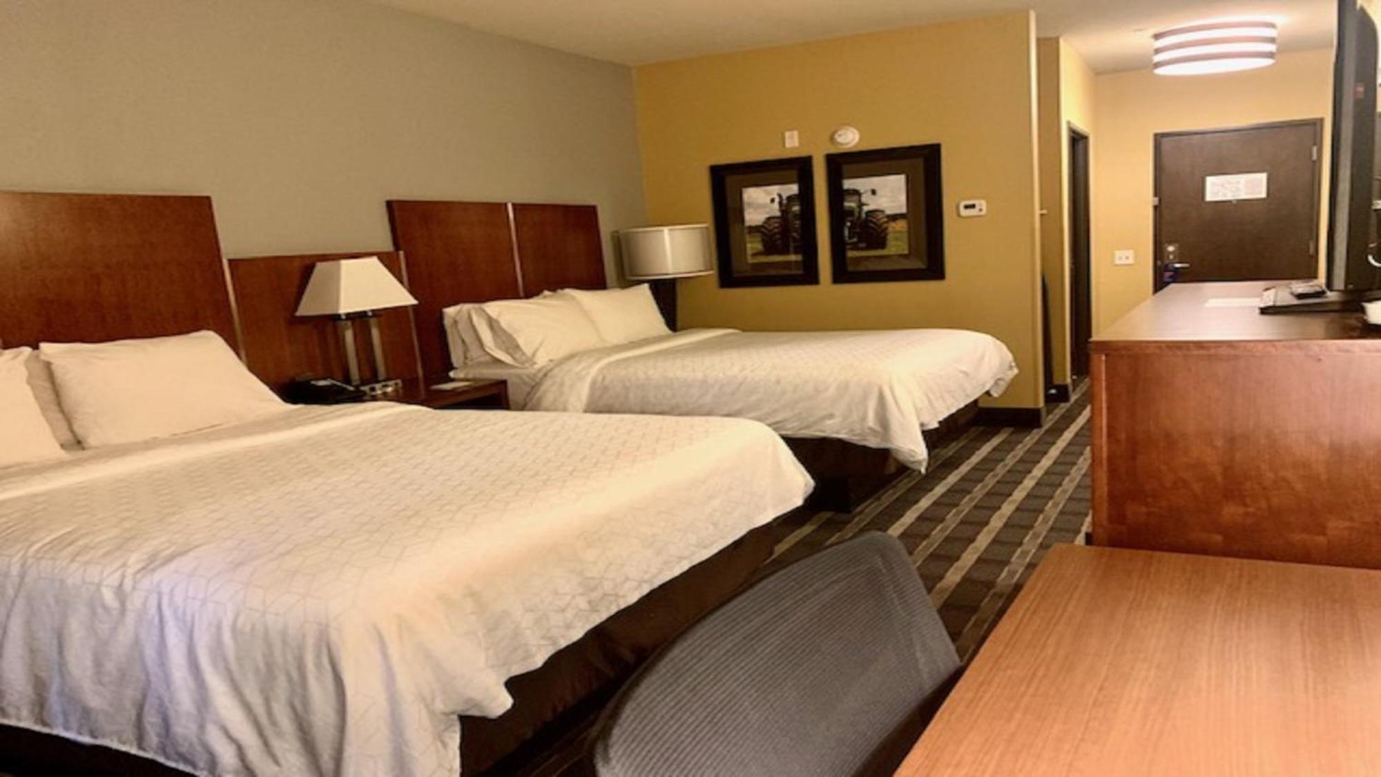 Holiday Inn Express & Suites Perry-National Fairground Area By Ihg Eksteriør billede