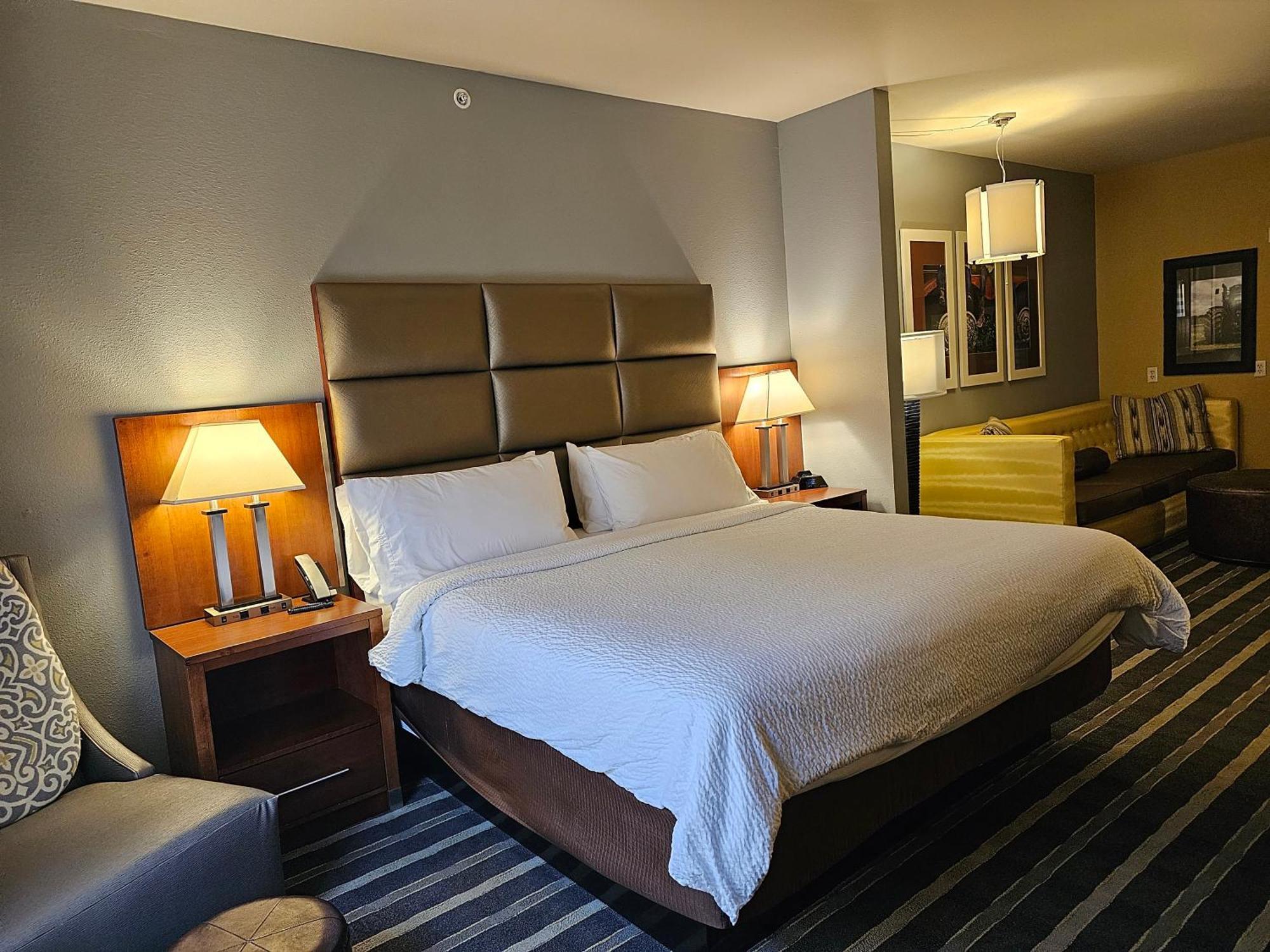 Holiday Inn Express & Suites Perry-National Fairground Area By Ihg Eksteriør billede