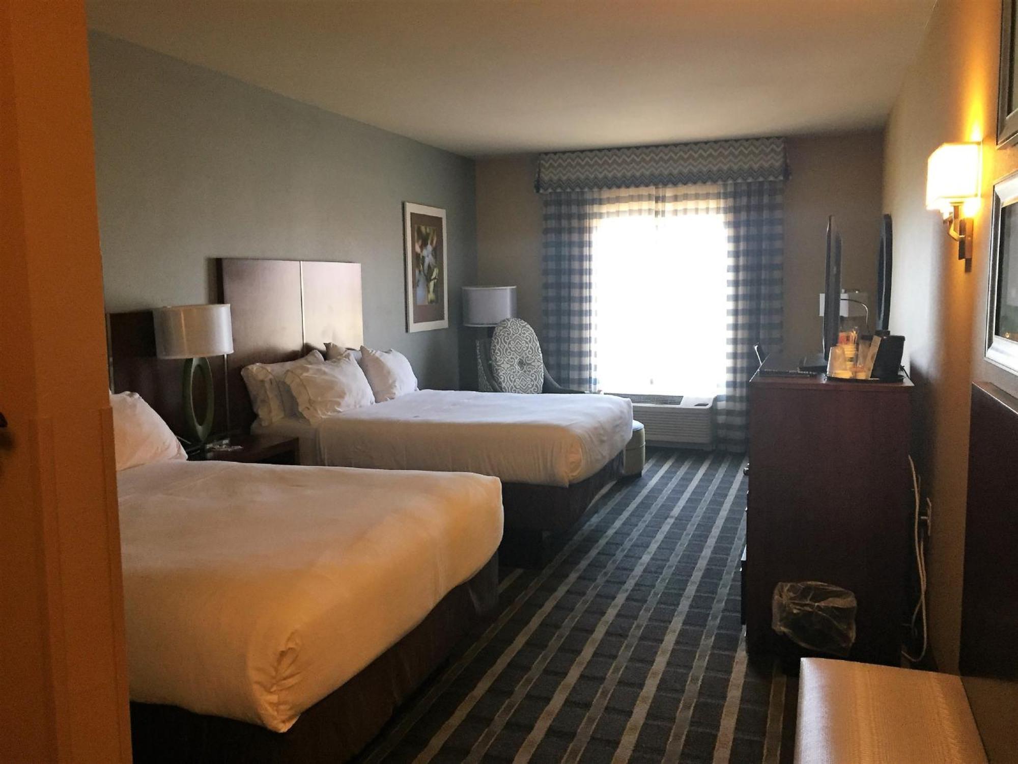 Holiday Inn Express & Suites Perry-National Fairground Area By Ihg Eksteriør billede