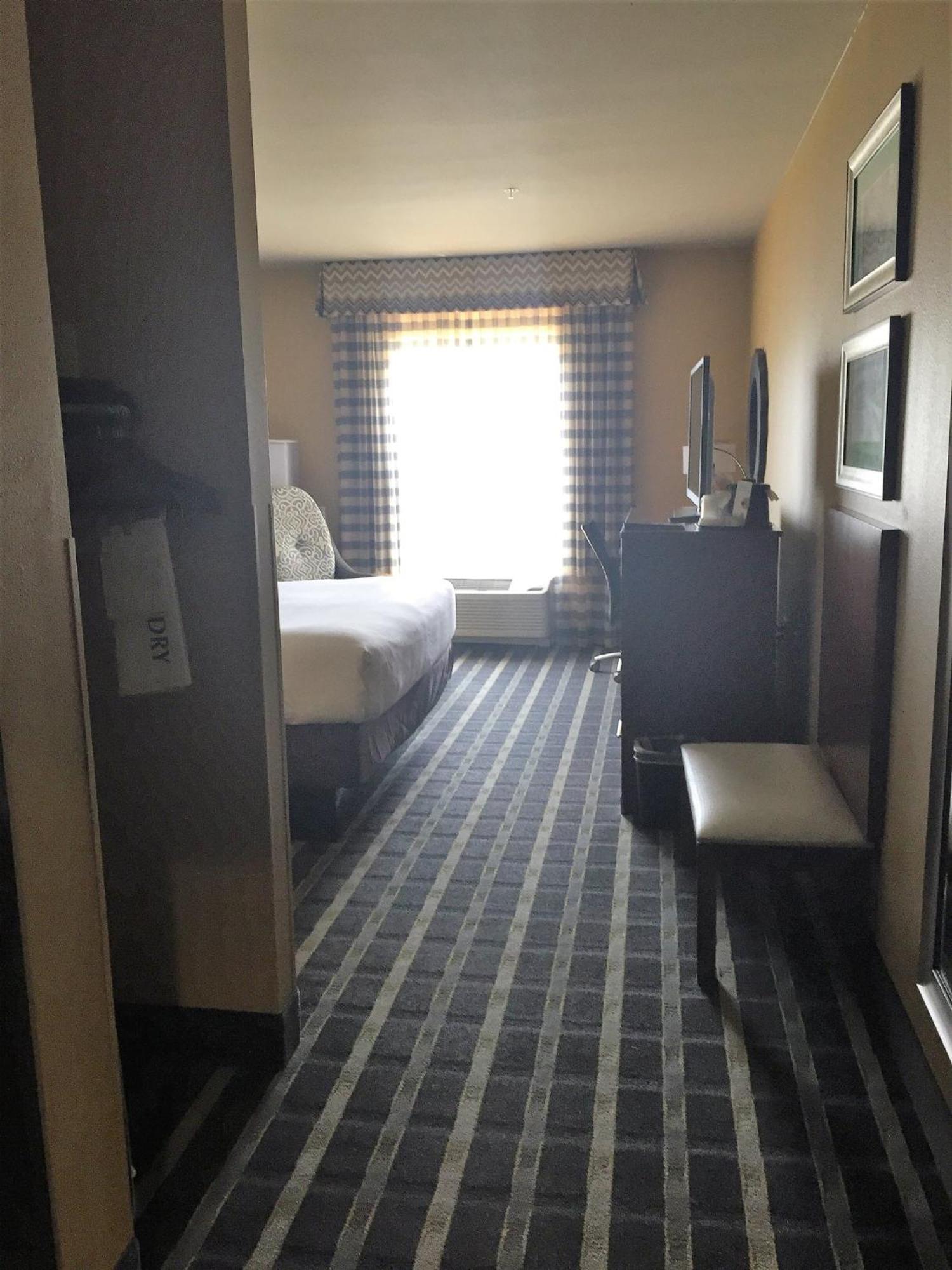 Holiday Inn Express & Suites Perry-National Fairground Area By Ihg Eksteriør billede